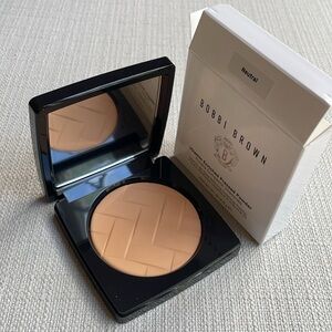 Bobbi Brown Vitamin Enriched Pressed Finishing Powder - neutral